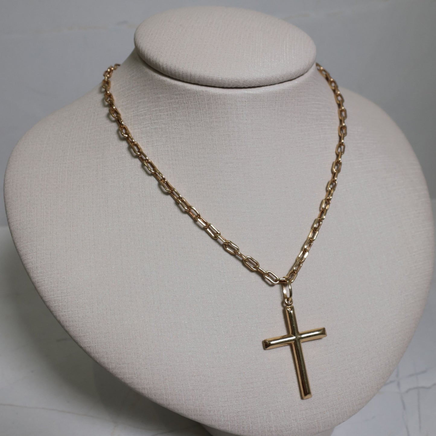 Corrente Cadeado 60cm + Crucifixo - em ouro 18k