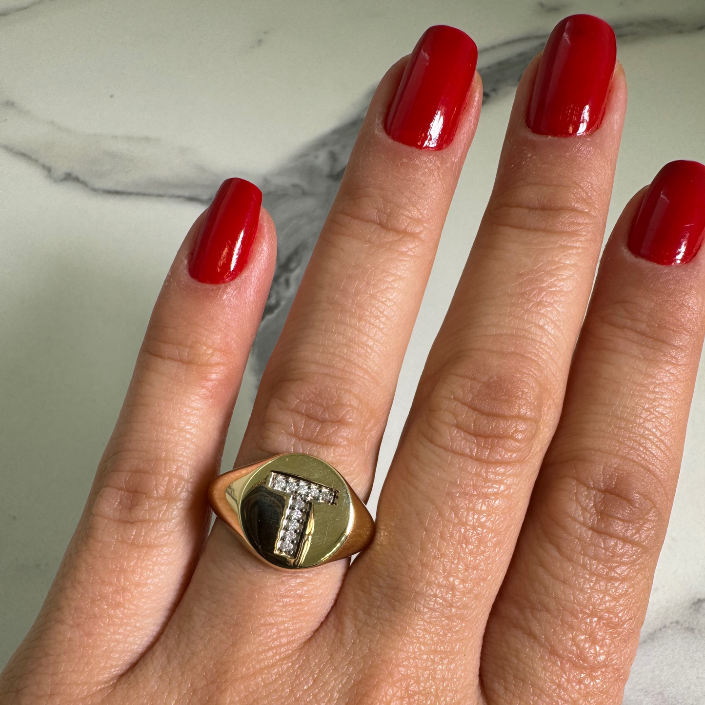 Anel Letra Cravejado