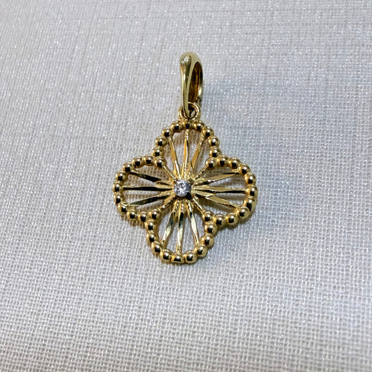 Pingente Trevo em ouro 18k