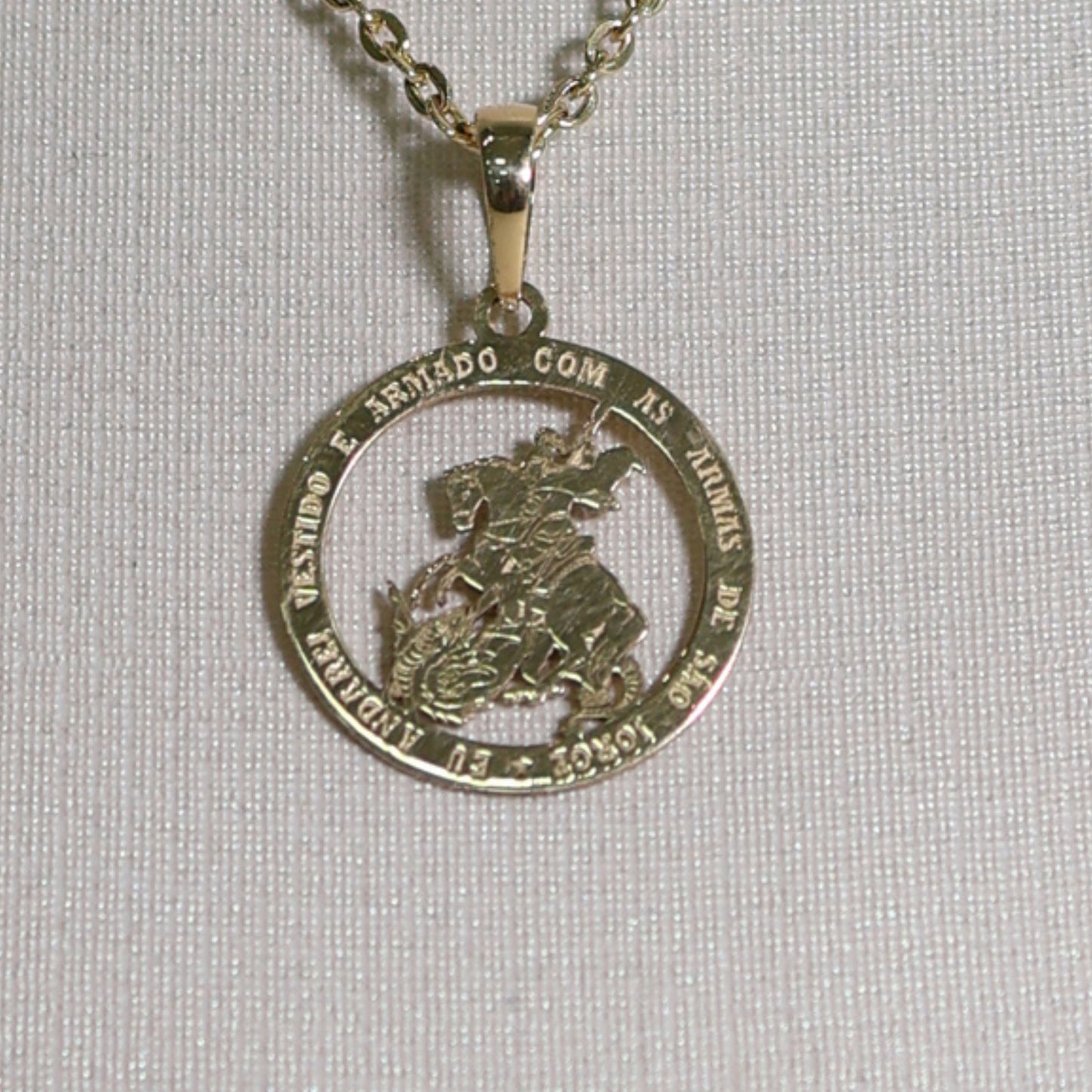 Pingente Medalha de São Jorge Trabalhado em ouro 18k